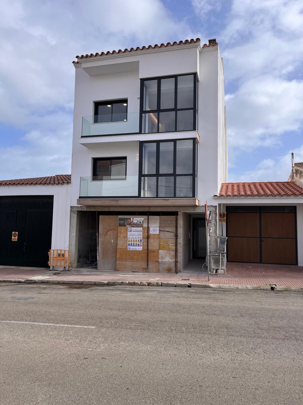 Vista exterior de Garatge en venda en Es Mercadal