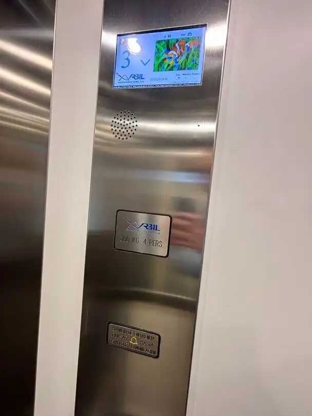 Piso en venta en Barrio de Arkotxa, Zaratamo