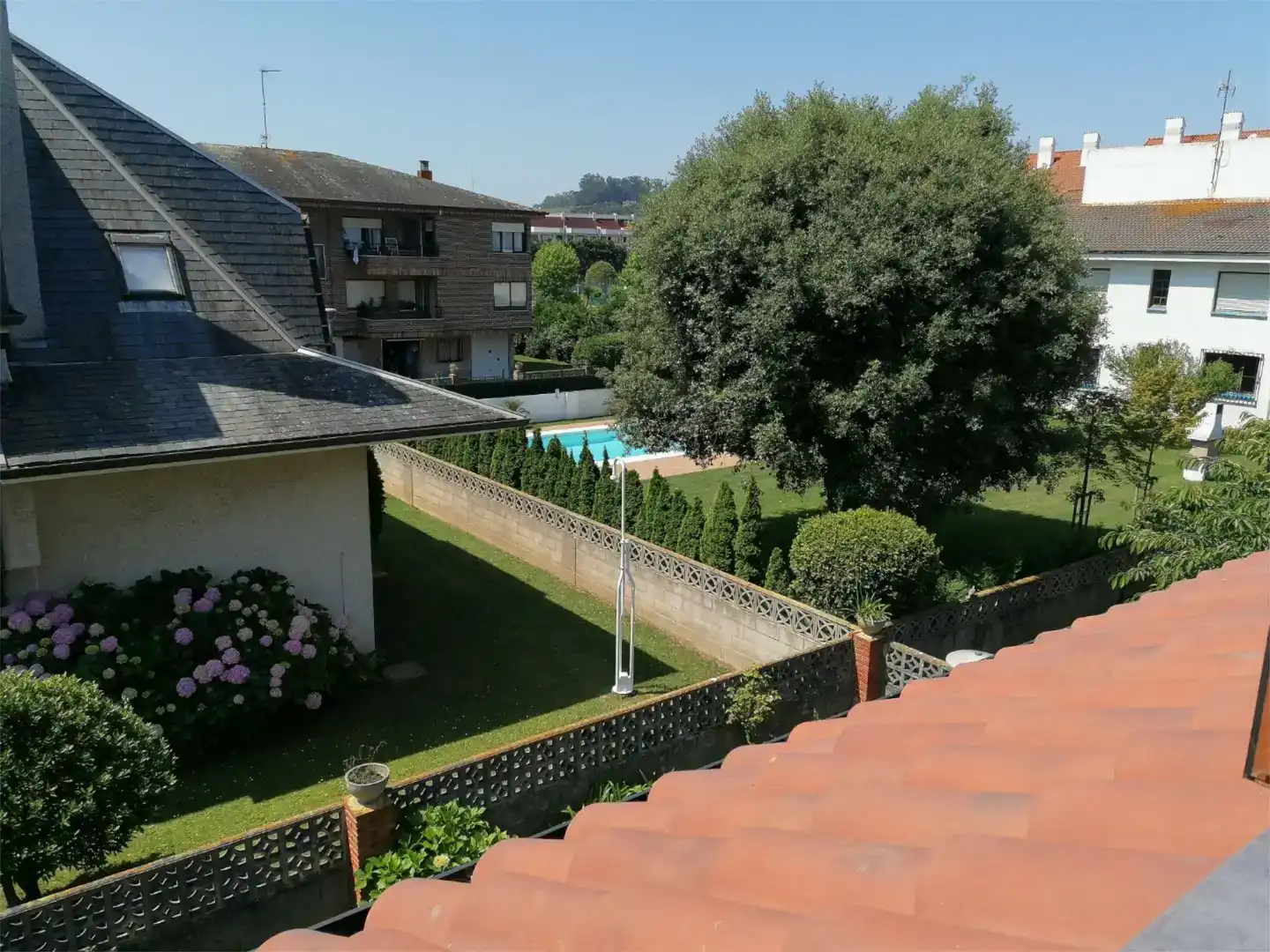 Piscina de Casa o chalet en venta en Santoña con Balcón