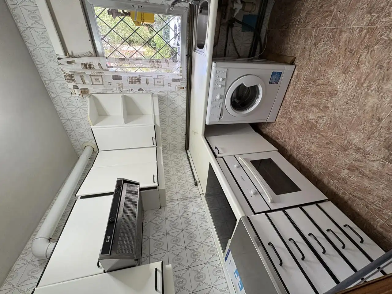 Kitchen of Ground floor for sale in Hortaleza