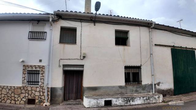 Casa-chalet en Venta en Constitucion en Torrejoncillo del Rey