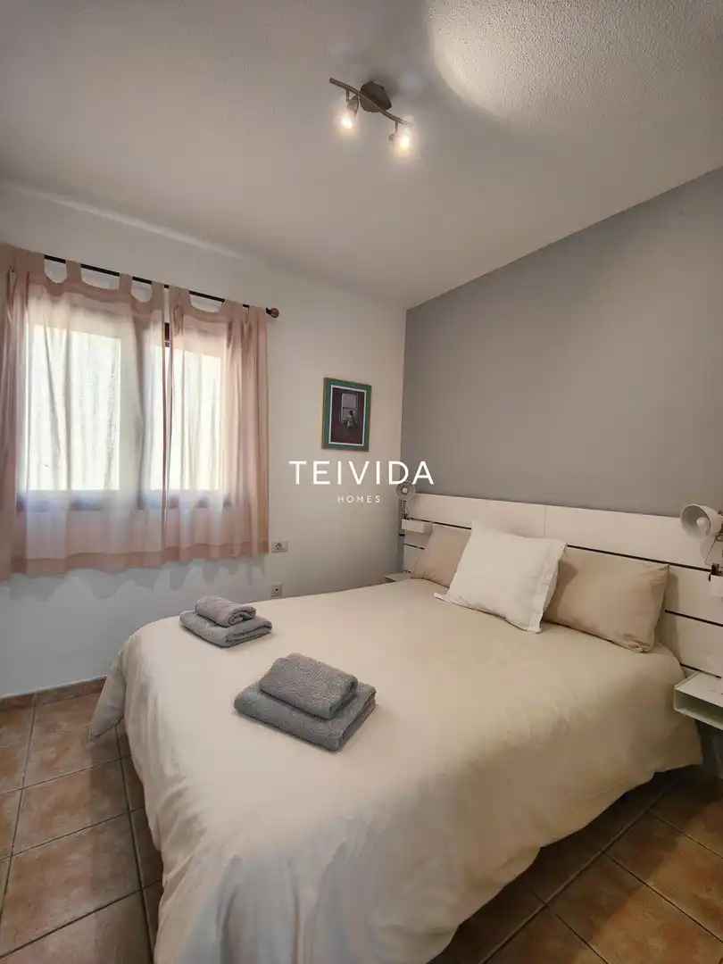 Dormitori de Casa adosada en venda en Candelaria amb Terrassa i Traster