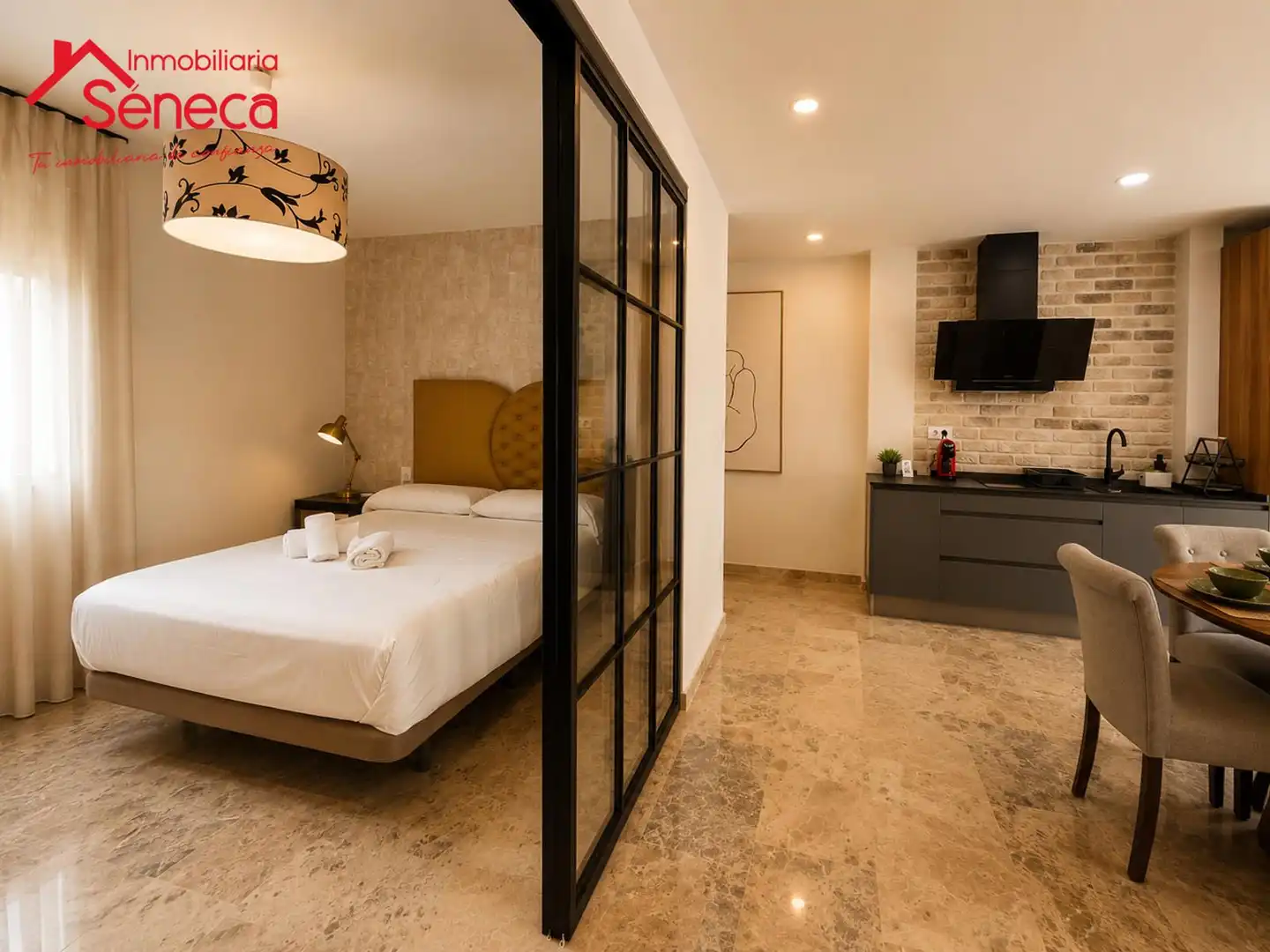 Schlafzimmer von Wohnung zum Verkauf in Córdoba mit Klimaanlage, Heizung und Terrasse