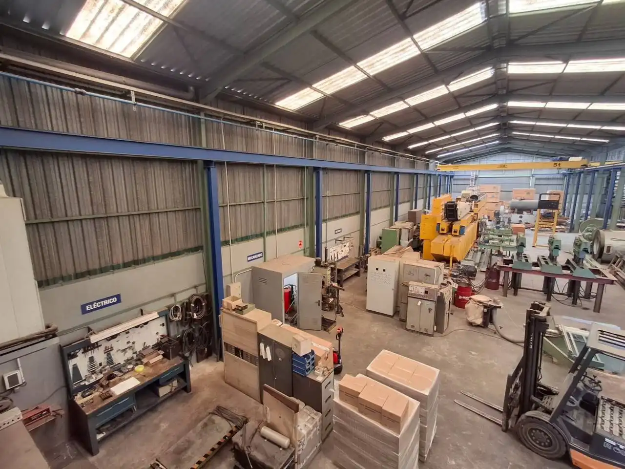 Industrial buildings for rent in Sollana