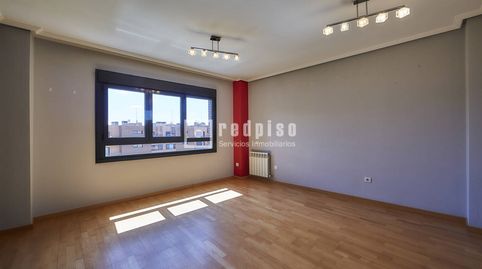 Foto 5 de Piso en venta en De Arturo Duperier, Aranzana, Arroyo de la Encomienda