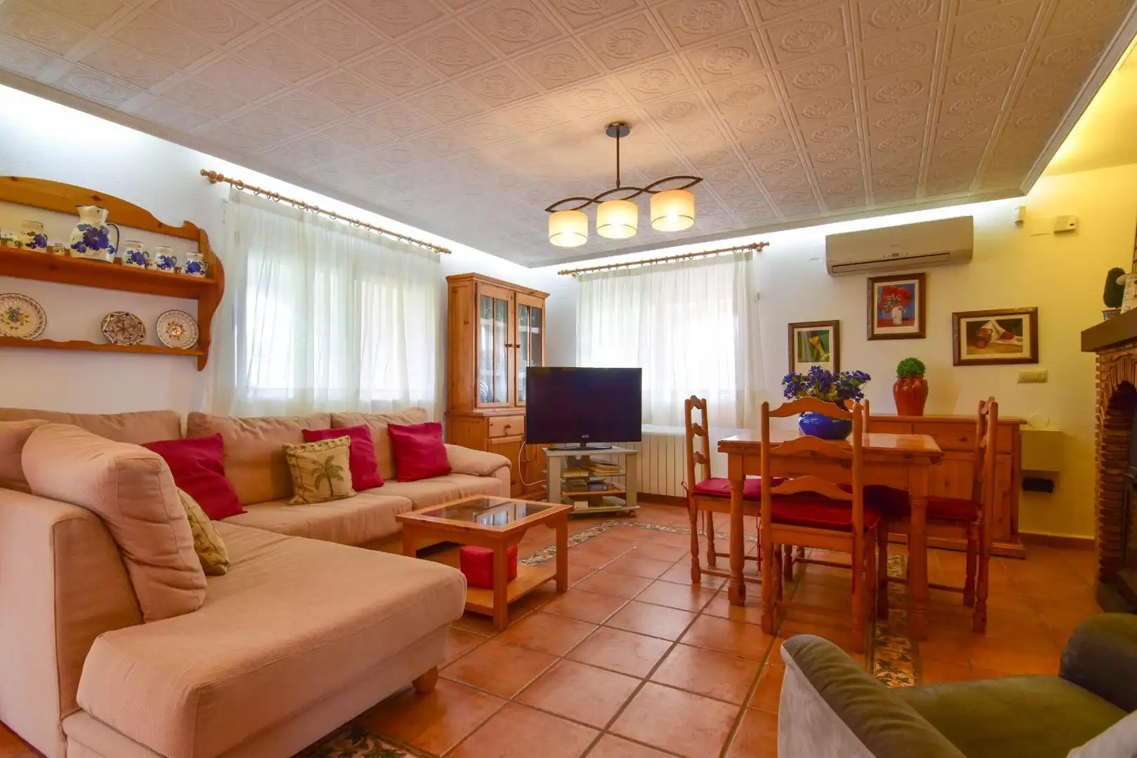 Sala de estar de Casa o chalet en venta en Montserrat con Aire acondicionado, Calefacción y Jardín privado
