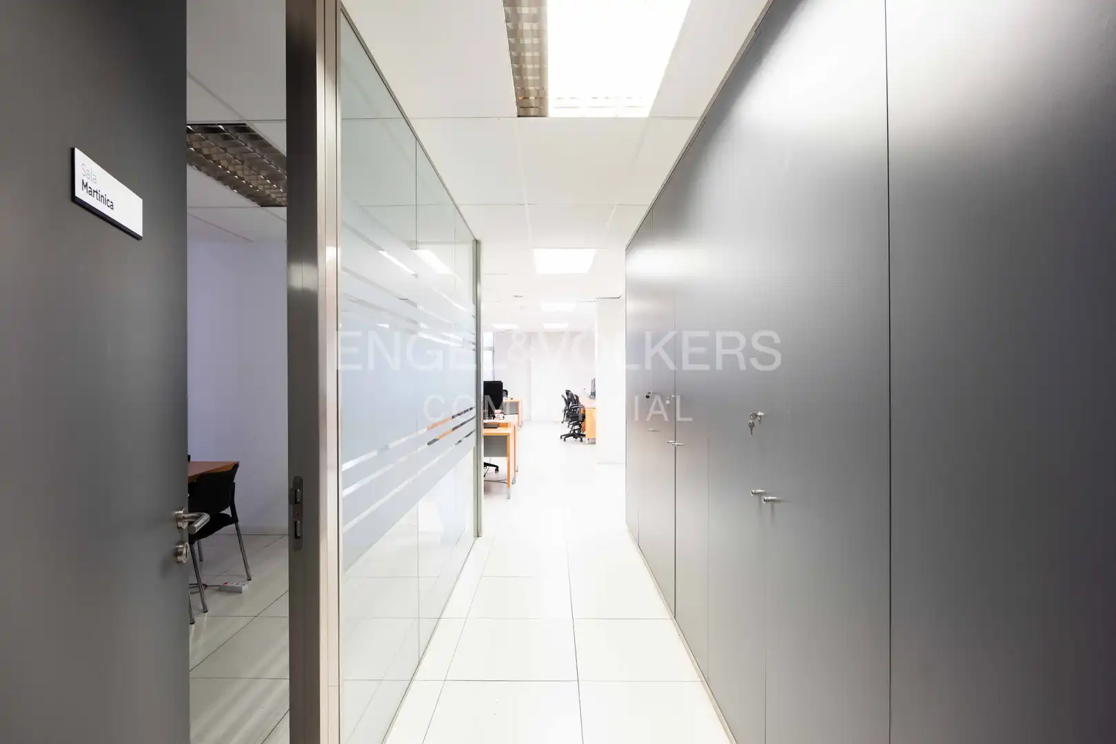 Office for rent in Barcelona  with Air Conditioner