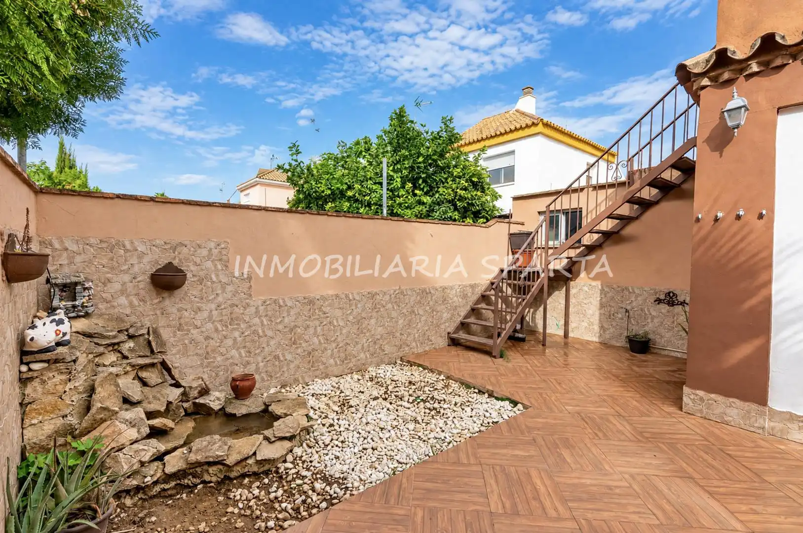 Terrassa de Casa o xalet en venda en Espartinas Pueblo