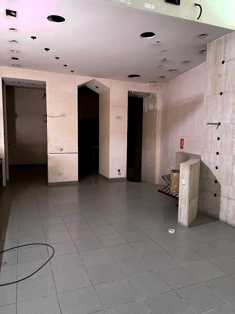 Local comercial en alquiler en Placeta de la Ciutat 9, imagen 5