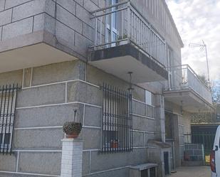 Vista exterior de Casa o xalet en venda en Ourense Capital  amb Calefacció, Jardí privat i Terrassa