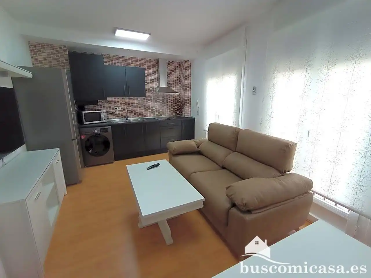 Study for rent in Alberto López Poveda, Centro ciudad
