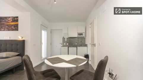 Foto 2 de Piso de alquiler en Barrio de Benicalap, Valencia Capital