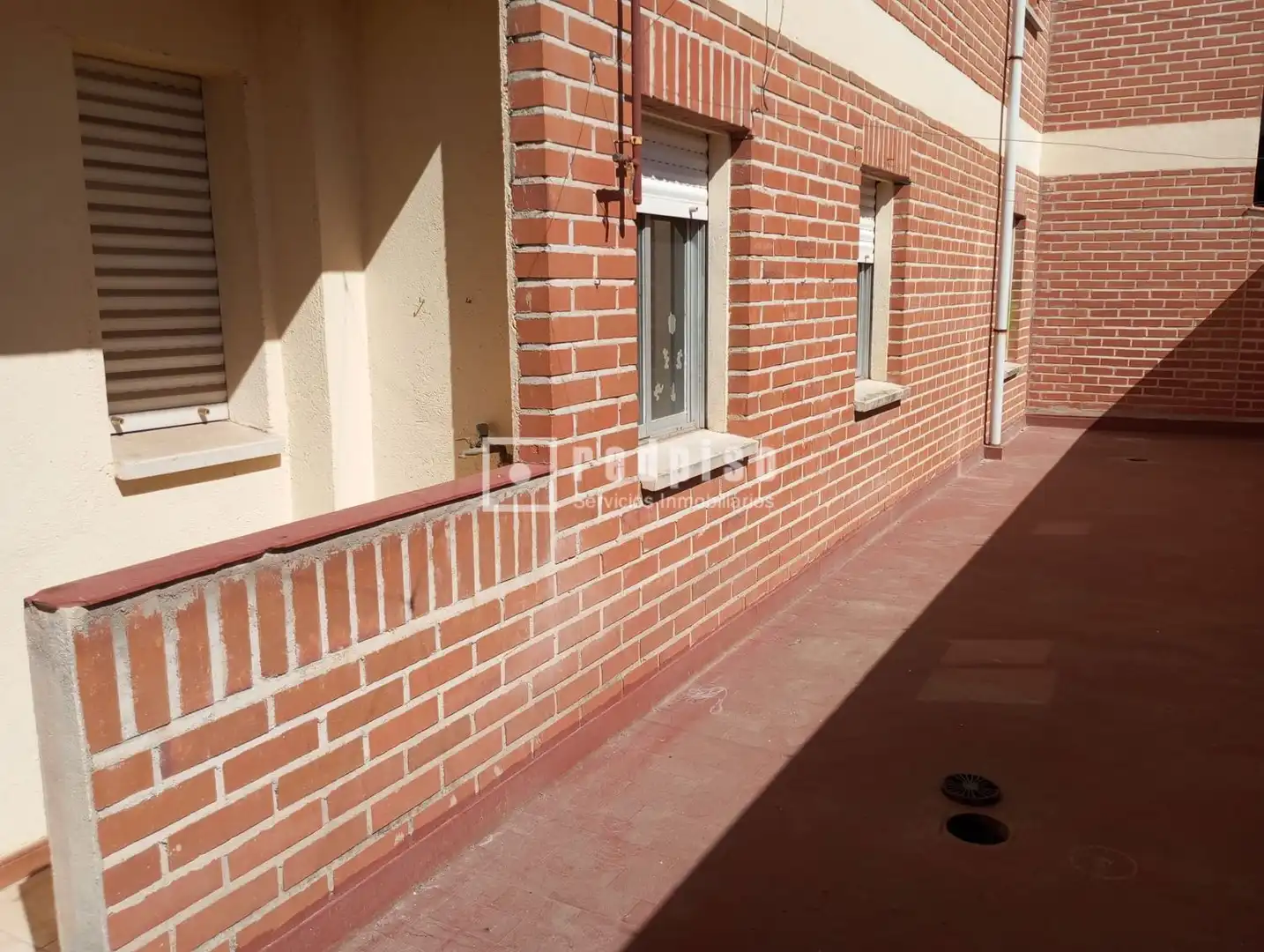 Vista exterior de Piso en venta en Talavera de la Reina con Calefacción y Terraza