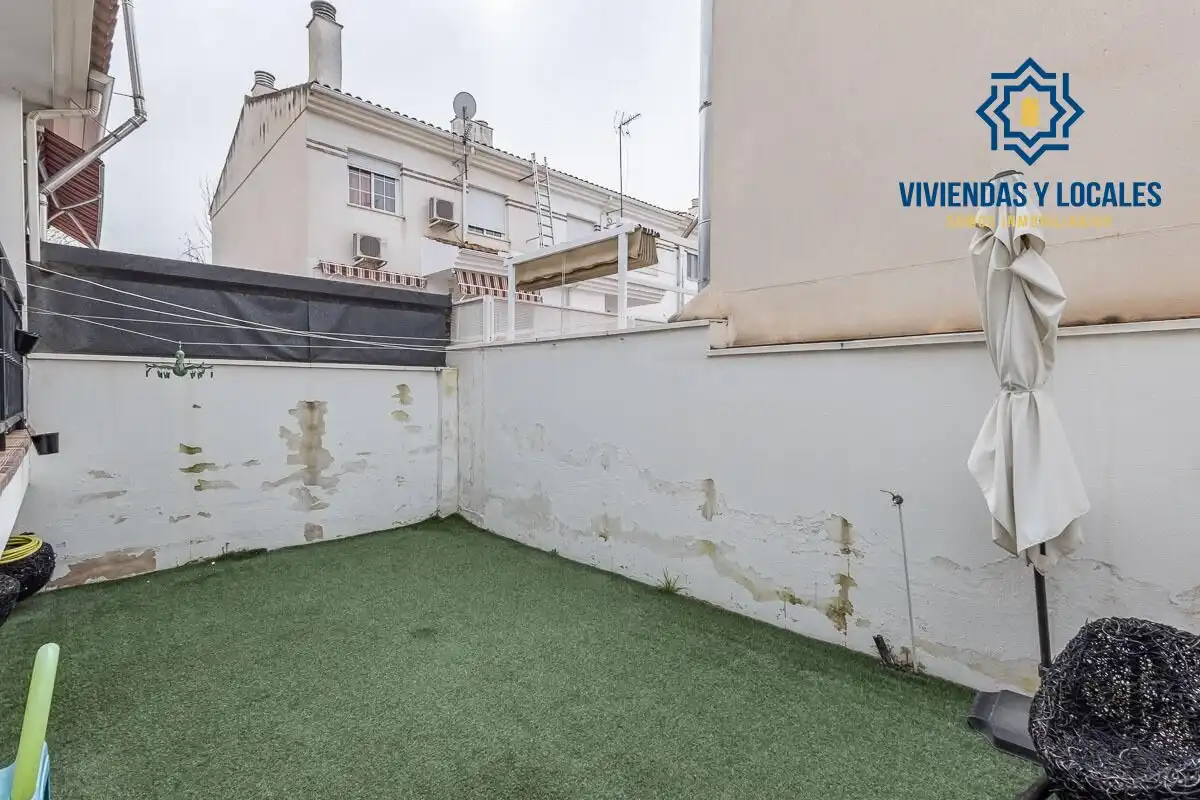 Adossat amb terrassa en venda a Belicena, imagen 8