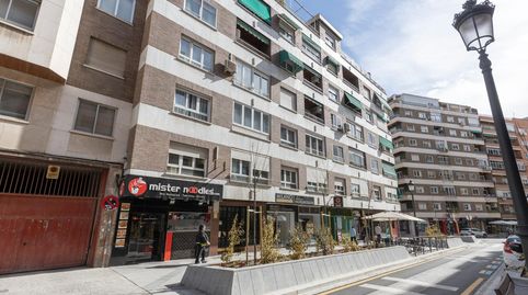 Foto 4 de Piso en venta en Calle Emperatriz Eugenia, Camino de Ronda, Granada Capital