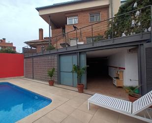 Piscina de Casa adosada en venda en Les Franqueses del Vallès amb Calefacció, Jardí privat i Terrassa