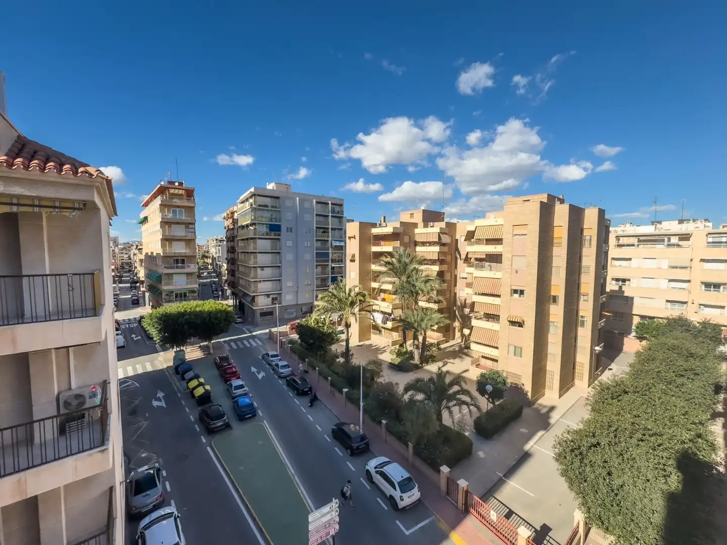 Vista exterior de Apartament de lloguer en Santa Pola amb Terrassa, Moblat i Forn