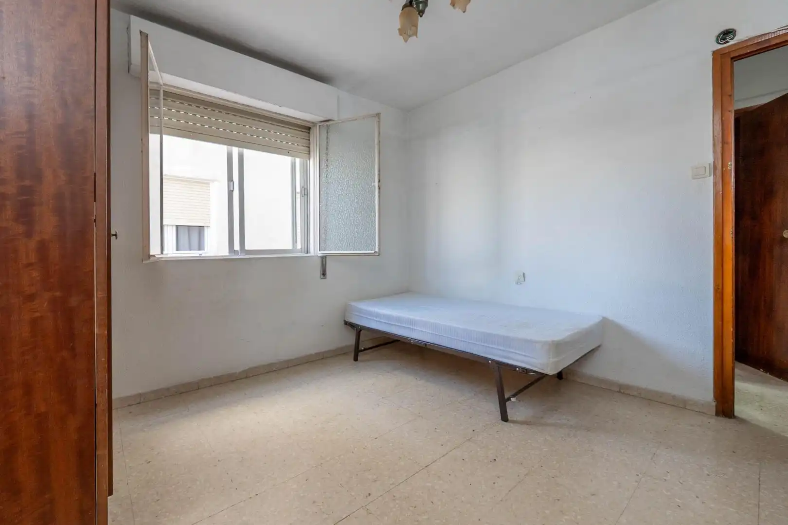 Habitación de Piso en venta en Atarfe con Balcón