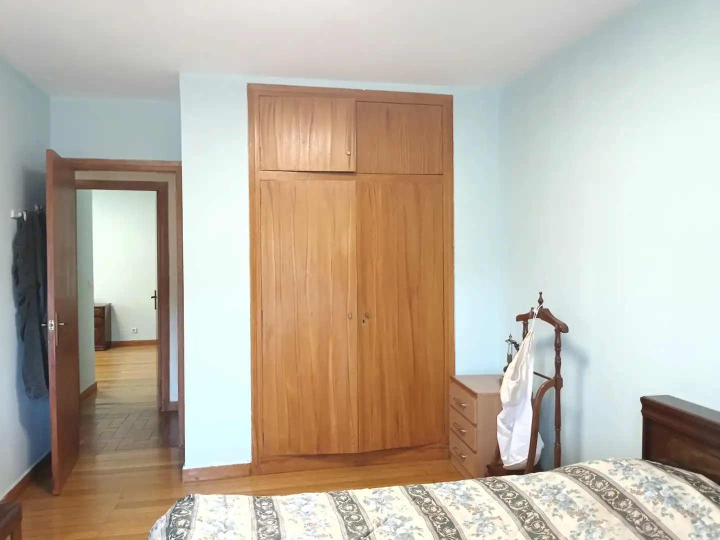Dormitori de Casa o xalet en venda en Ampuero amb Jardí privat, Terrassa i Moblat