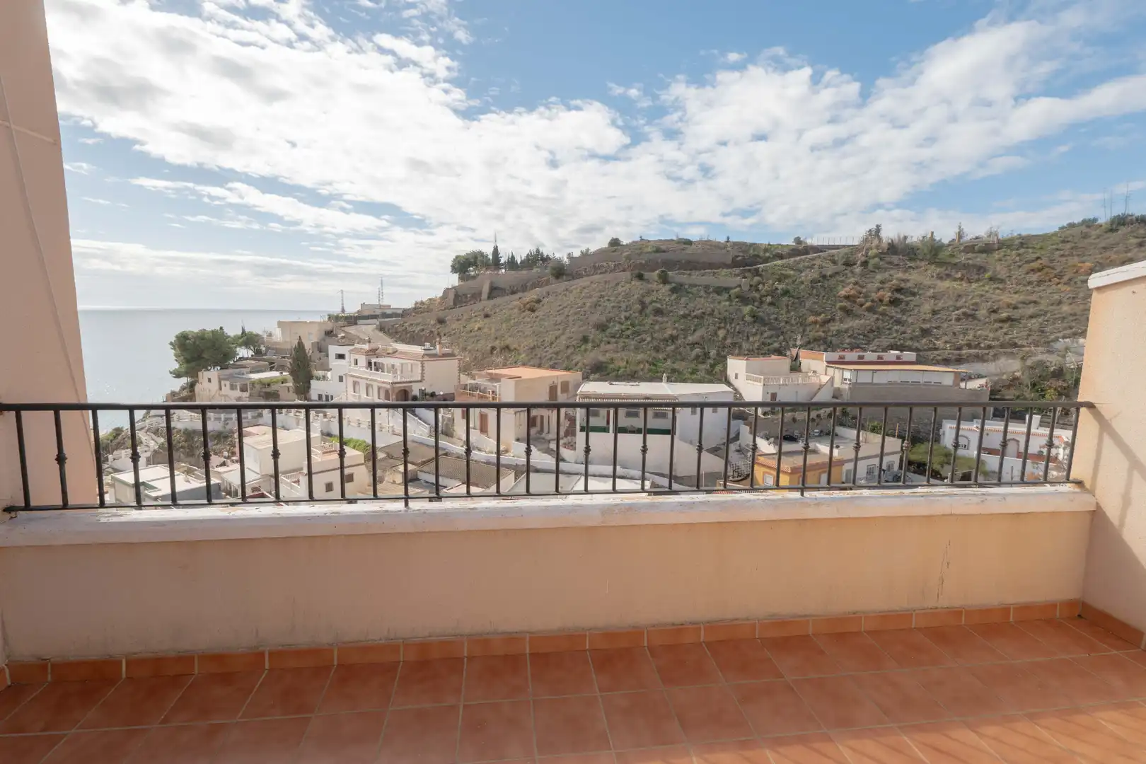 Außenansicht von Einfamilien-Reihenhaus zum Verkauf in Albuñol mit Terrasse, Möbliert und Balkon