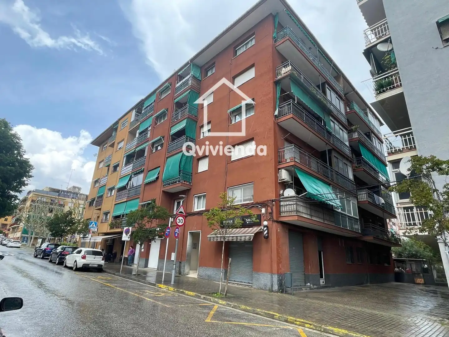 Vista exterior de Piso en venta en Canovelles
