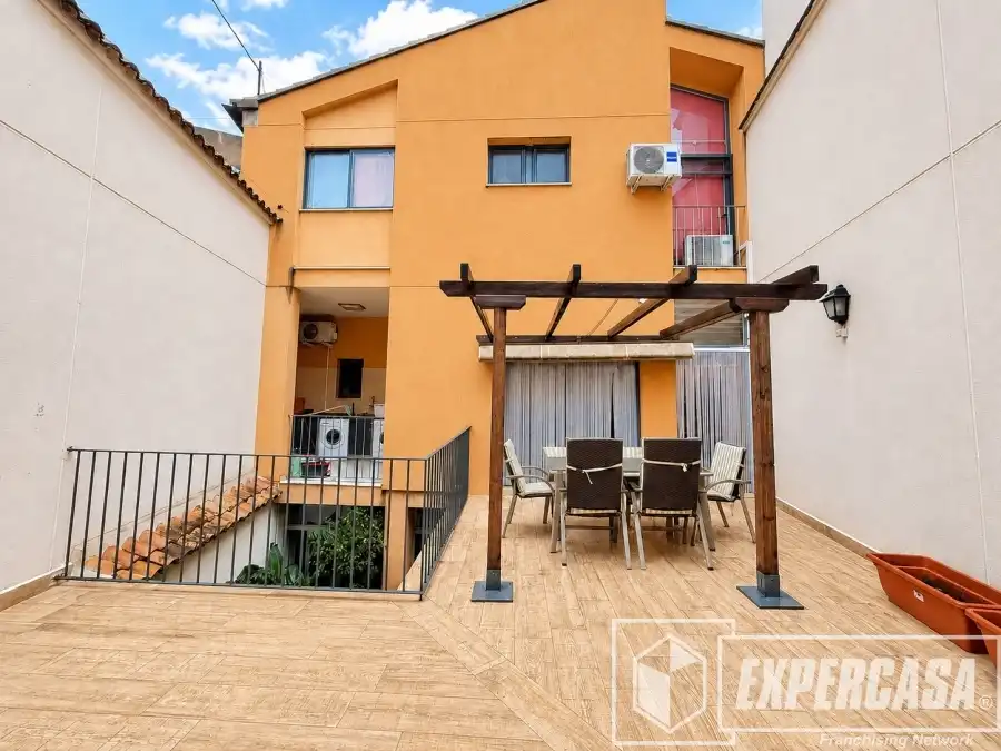 Terrassa de Casa o xalet en venda en Llíria amb Aire condicionat, Terrassa i Traster