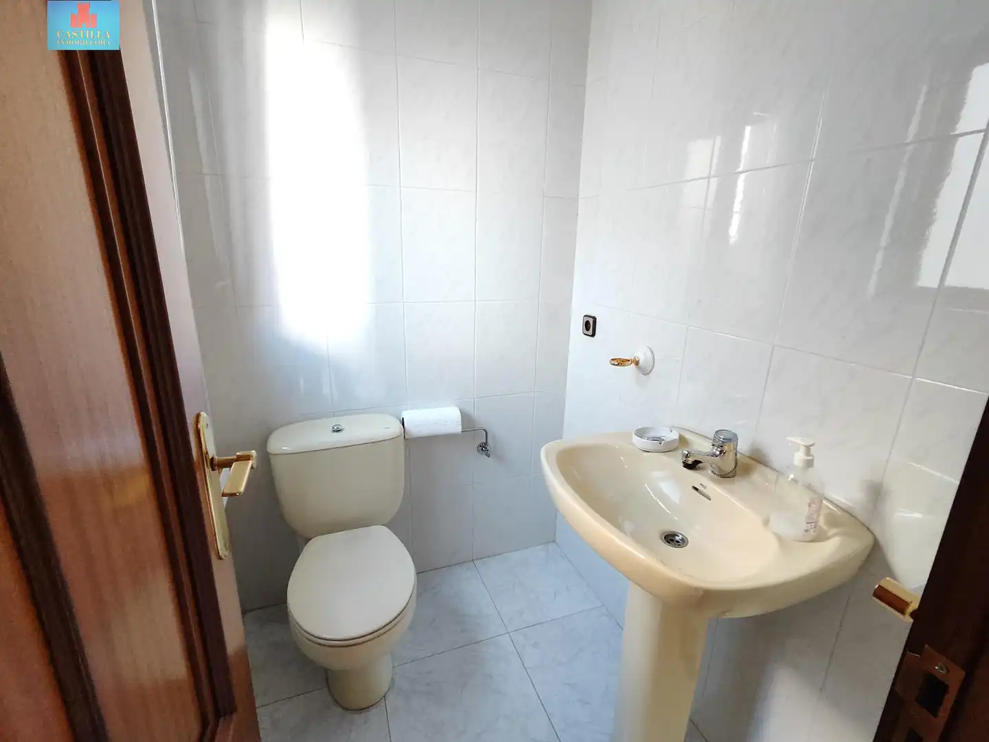 Baño de Casa o chalet en venta en Ávila con Calefacción, Terraza y Trastero