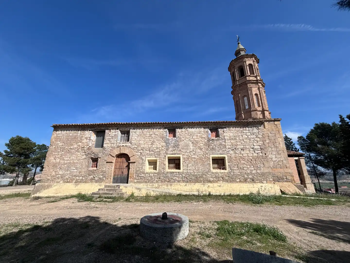 Vista exterior de Casa o chalet en venta en Escatrón con Terraza, Trastero y Amueblado