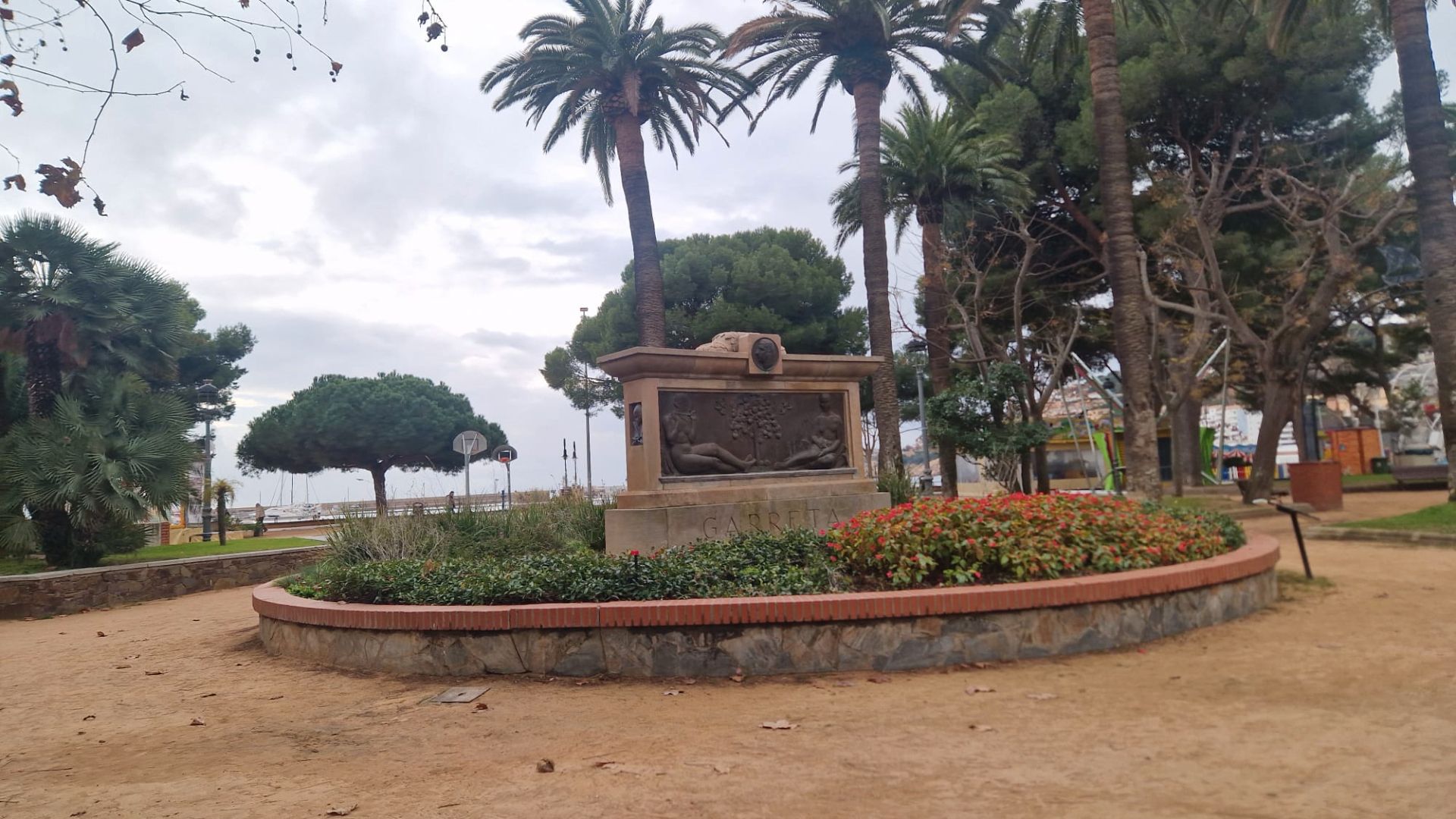 Casa adosada en venda a Puntabrava - Port Salvi