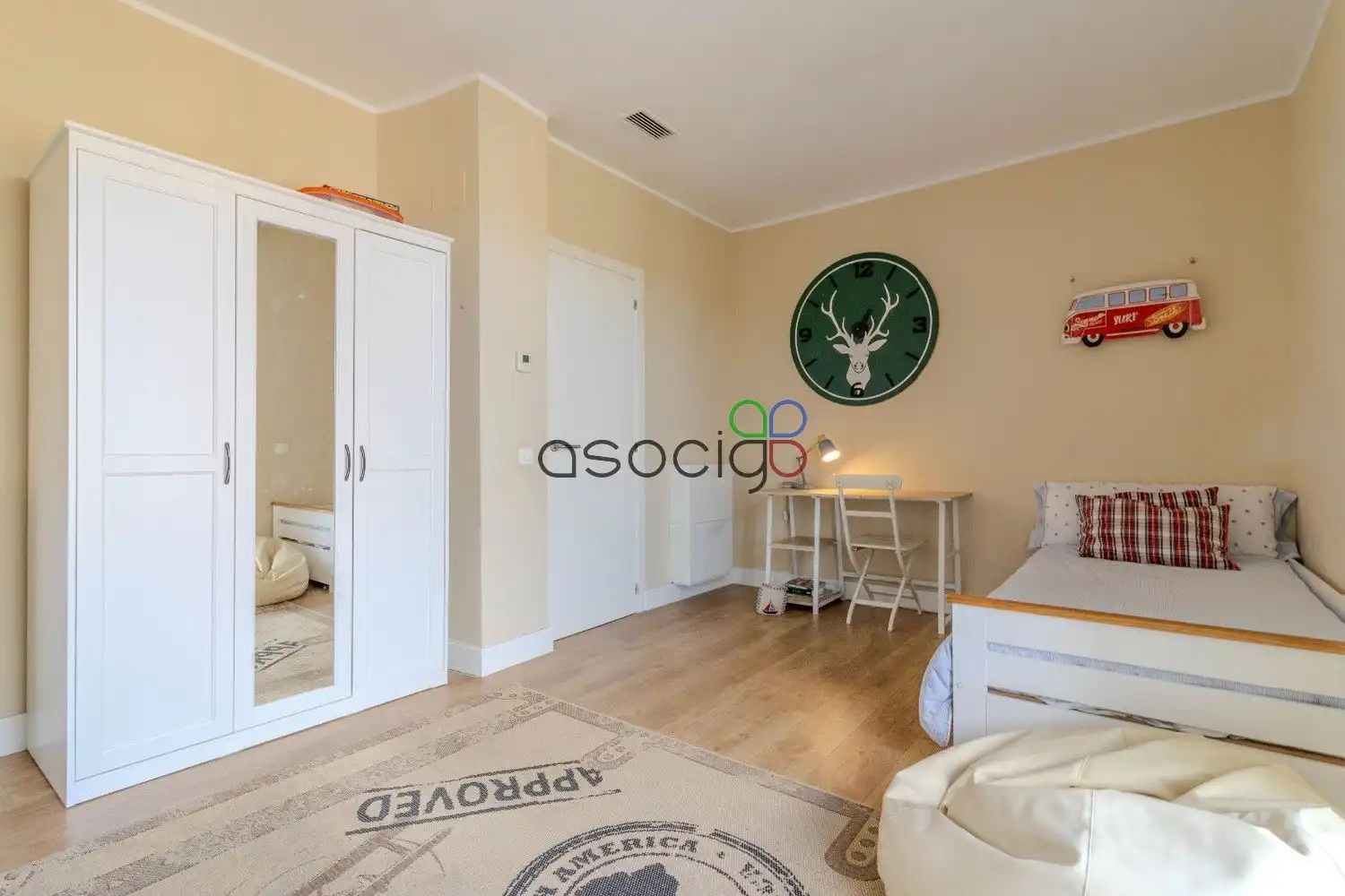 Bedroom of Houses for sale in Cabanillas del Campo  with Air Conditioner, Heating and Storage room