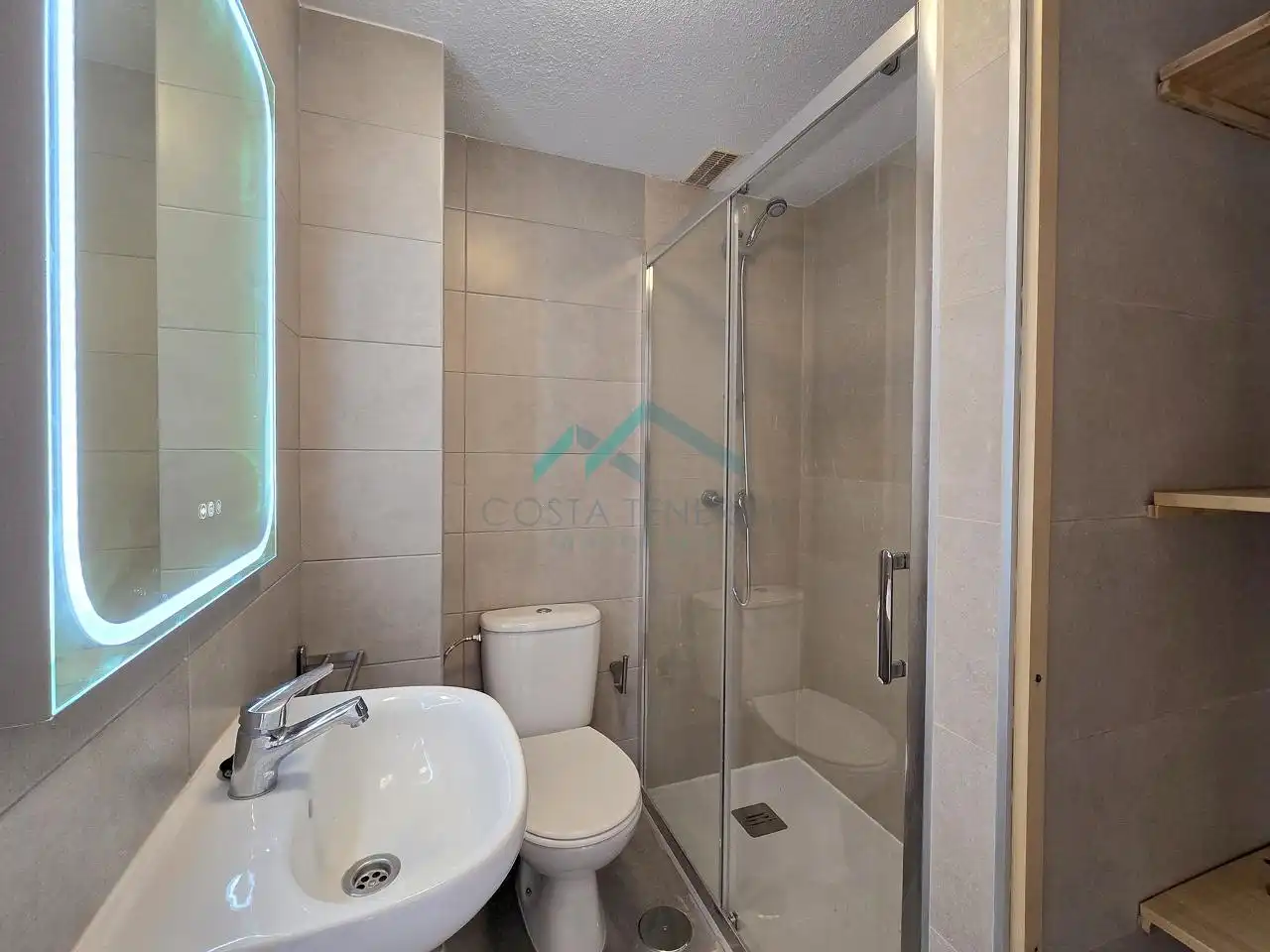 Badezimmer von Maisonette zum Verkauf in Guía de Isora