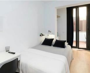 Bedroom of Flat to share in L'Hospitalet de Llobregat  with Heating, Furnished and Washing machine