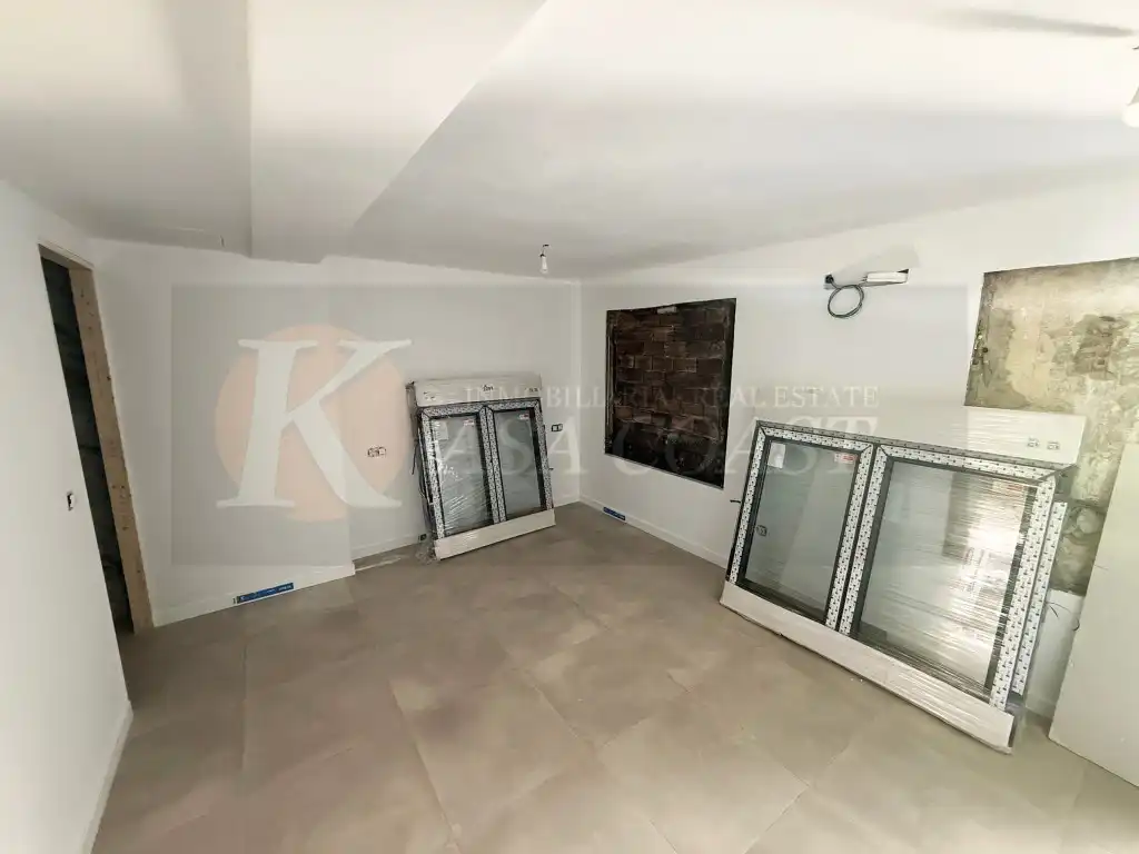 Flat for sale in Fuengirola  with Air Conditioner and Private garden