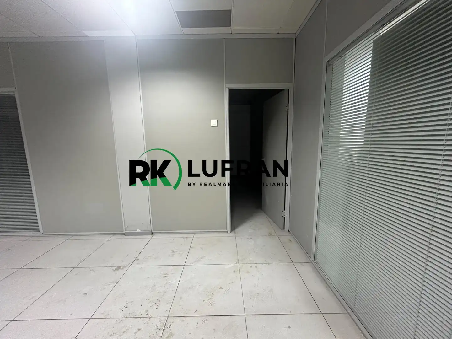 Local comercial en venda a Centro, imagen 8