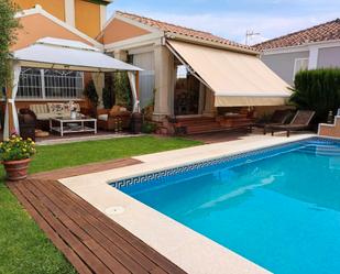 Swimming pool of House or chalet for sale in  Córdoba Capital  with Air Conditioner, Private garden and Terrace