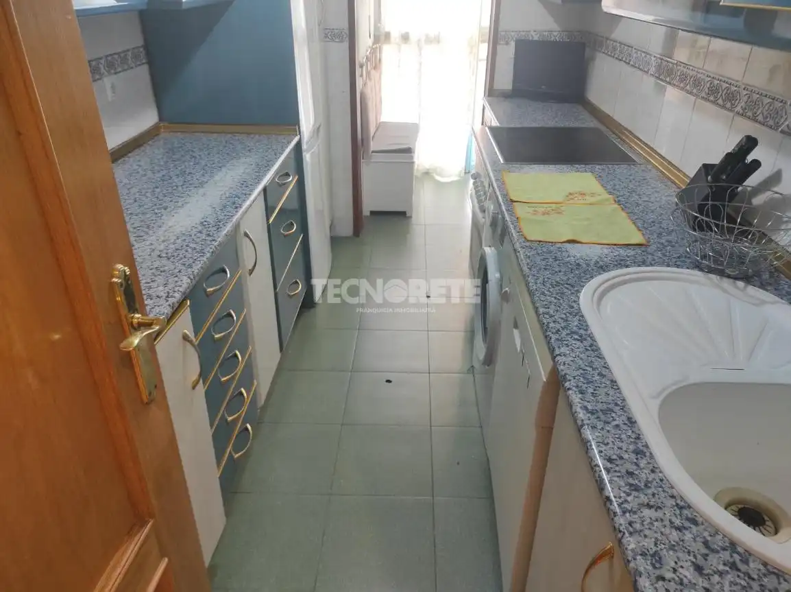 Cocina de Piso en venta en Guadalajara con Calefacción