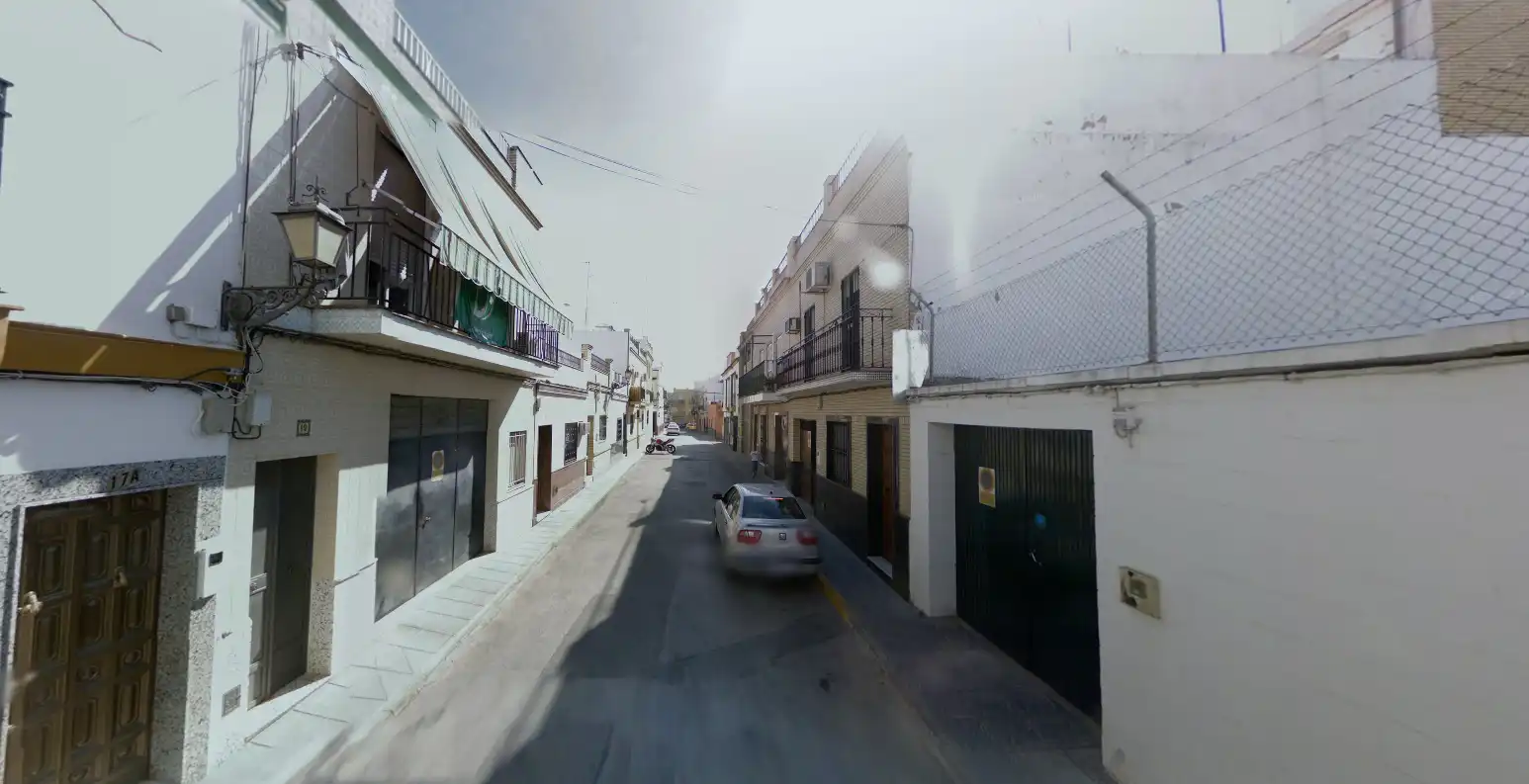 Vista exterior de Casa adosada en venda en Coria del Río