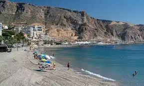 Außenansicht von Gebäude zum Verkauf in Roquetas de Mar