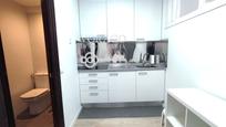 Kitchen of Flat to rent in  Madrid Capital