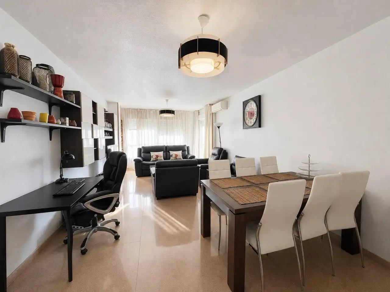 Sala de estar de Apartamento en venta en Alicante / Alacant con Aire acondicionado, Calefacción y Trastero