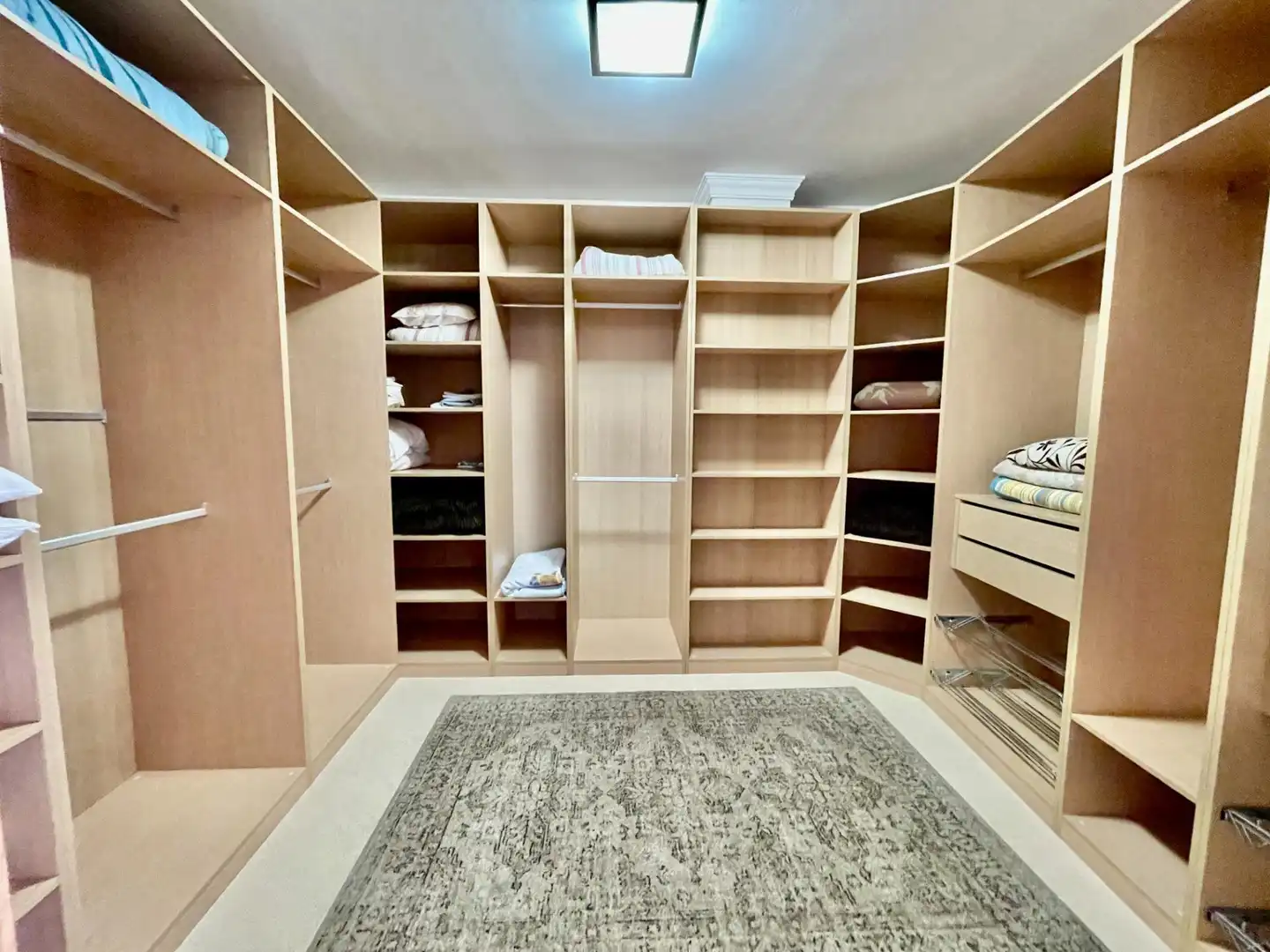 Schlafzimmer von Haus oder Chalet zum Verkauf in Llucmajor mit Klimaanlage, Privatgarten und Balkon