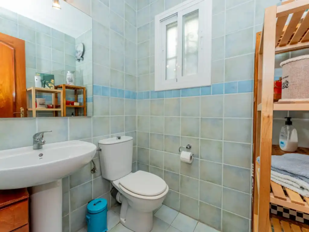 Bathroom of Houses for sale in Sitges
