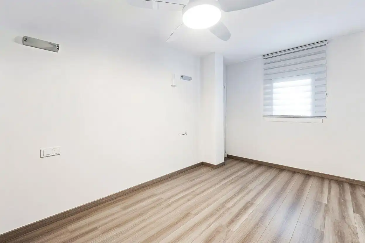 Bedroom of Flat for sale in  Palma de Mallorca  with Air Conditioner, Parquet flooring and Oven