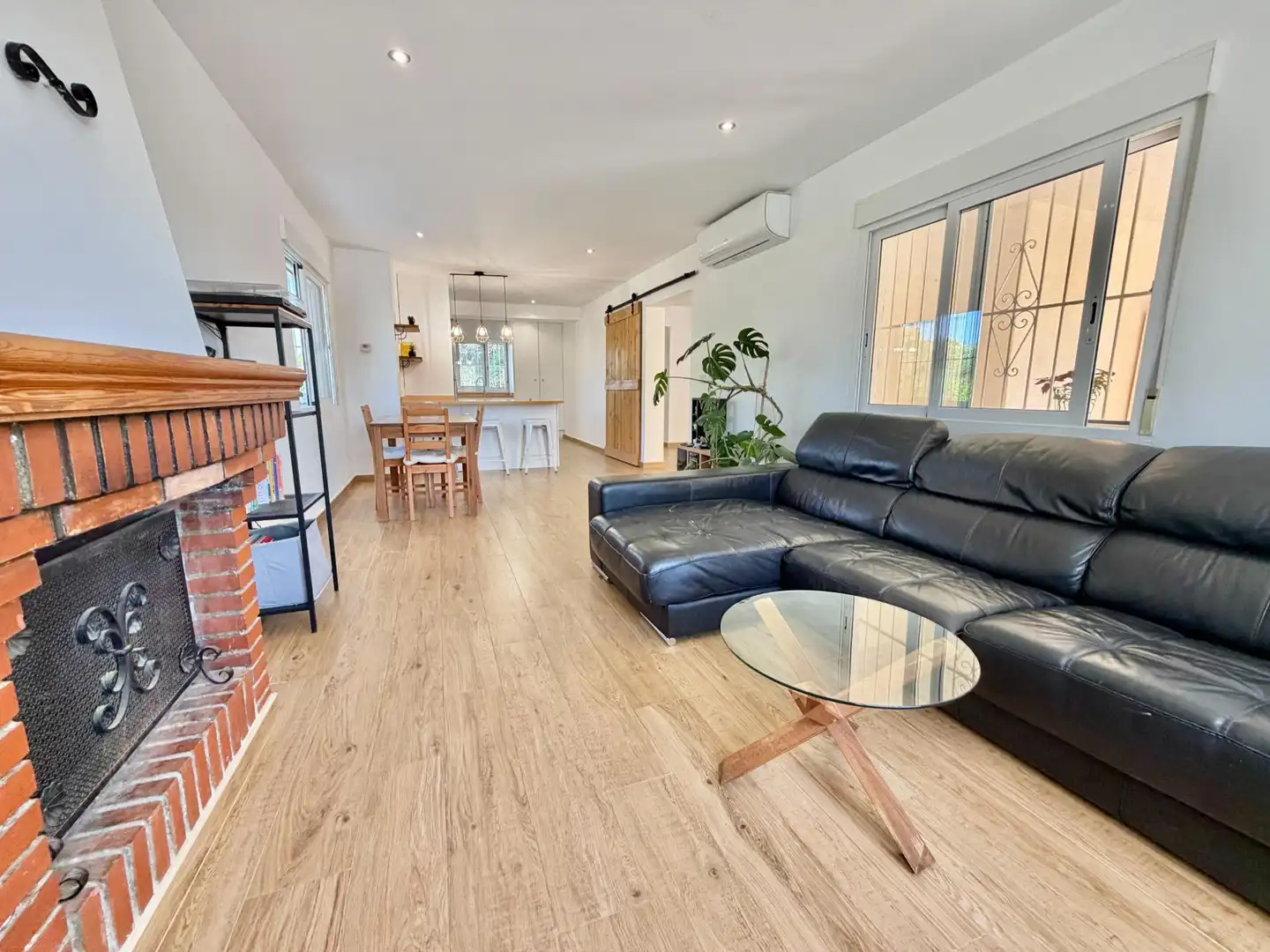 Sala de estar de Casa o chalet en venta en Elche / Elx con Aire acondicionado, Jardín privado y Terraza