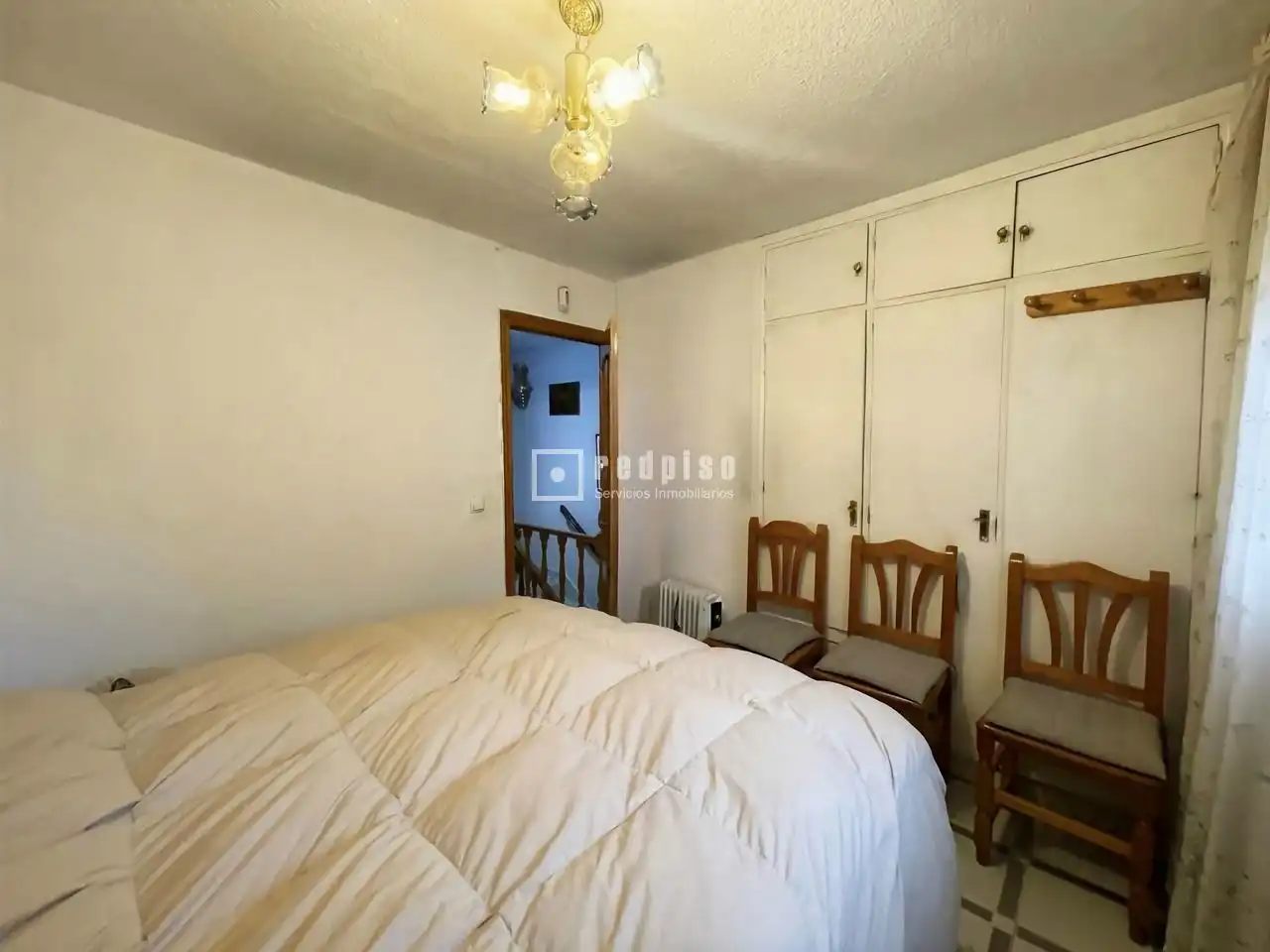 Dormitori de Casa o xalet en venda en Madrid amb Aire condicionat, Calefacció i Terrassa