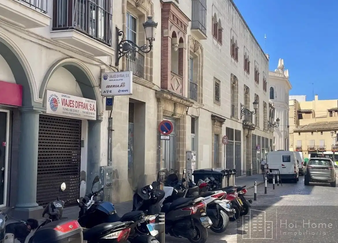 Exterior view of Commercial properties for sale in Jerez de la Frontera  with Air Conditioner
