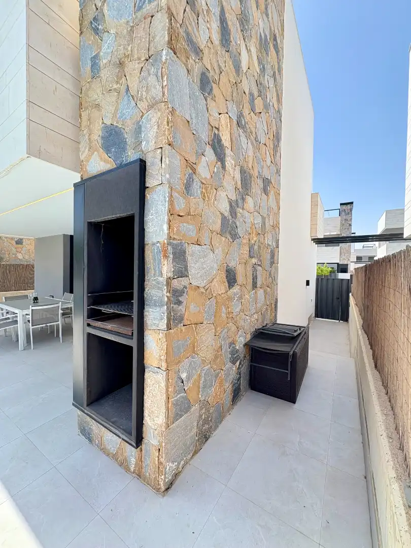 Terrassa de Casa o xalet en venda en Torre-Pacheco amb Aire condicionat, Calefacció i Jardí privat