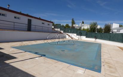 Piscina de Casa o xalet en venda en Cabanillas del Campo amb Aire condicionat i Piscina