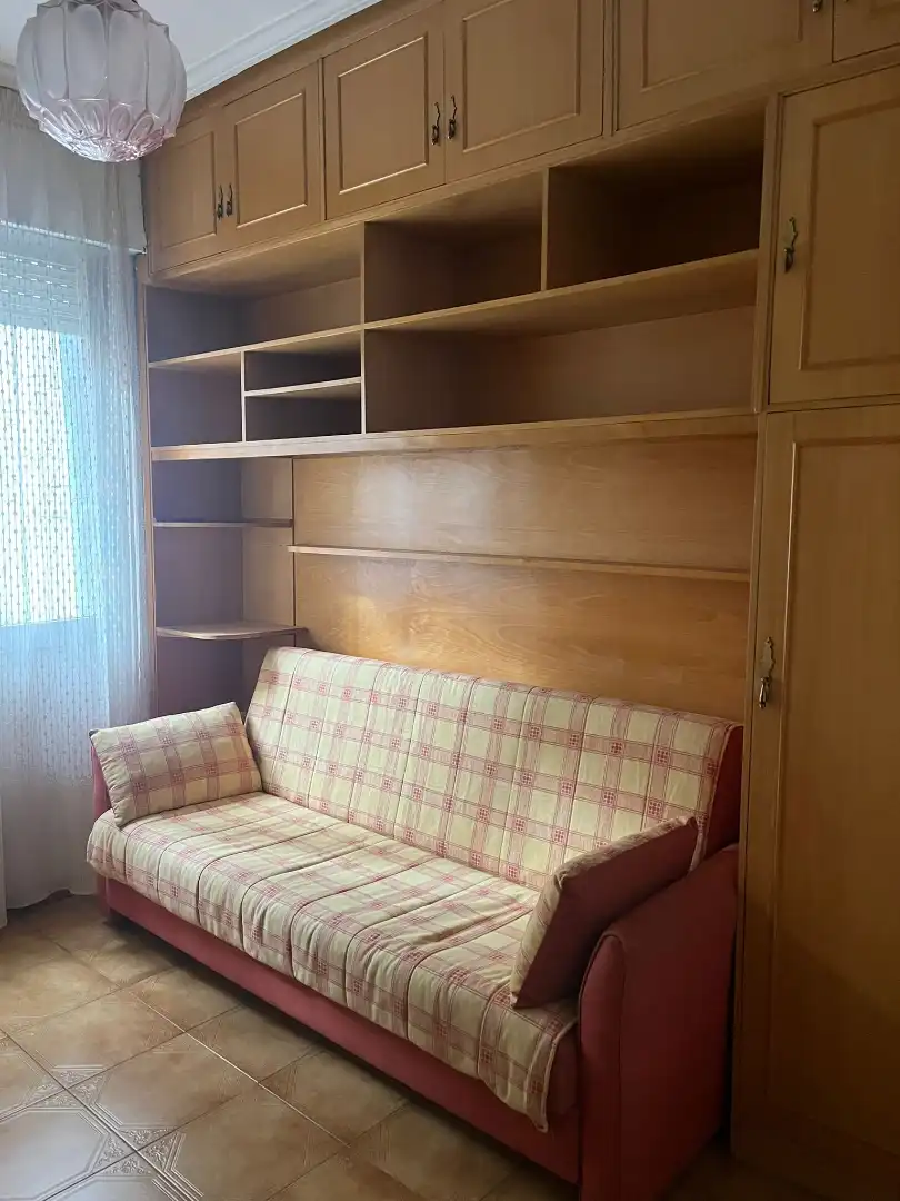 Dormitori de Apartament en venda en Zona Alta