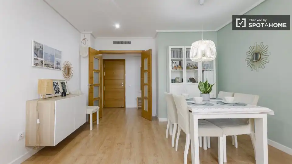 Appartamento con terrazza in affitto a La Patacona